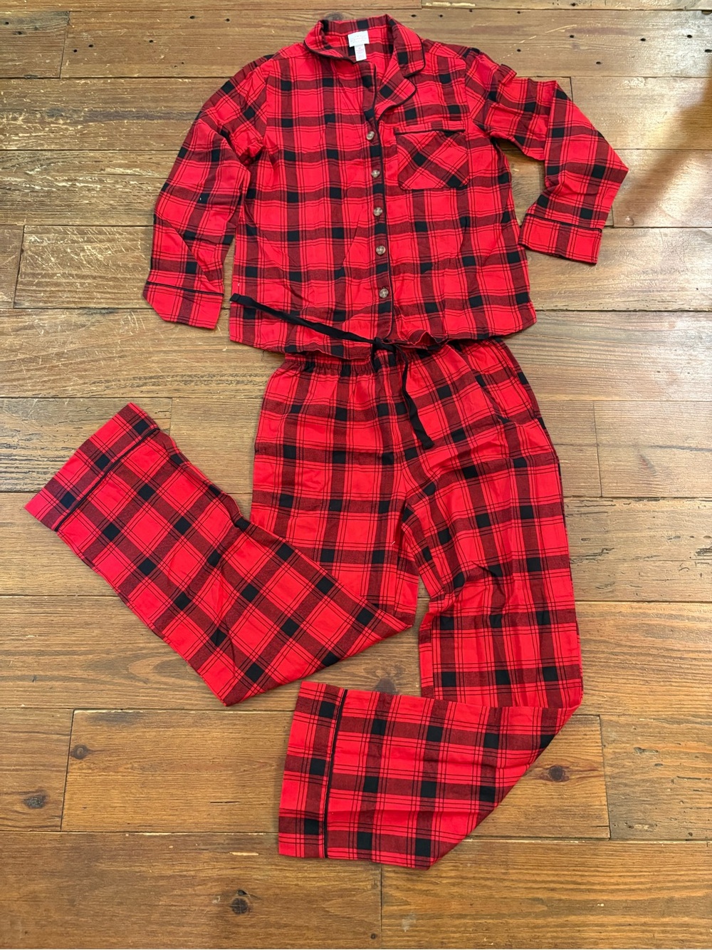 Wondershop Red and Black Plaid Women's Pajama Set
